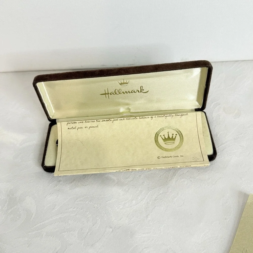 Hallmark vintage cordia